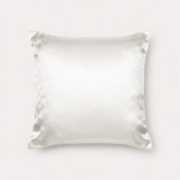 Taie d'oreiller en soie Blanc Ivoire, format 65 × 65 cm