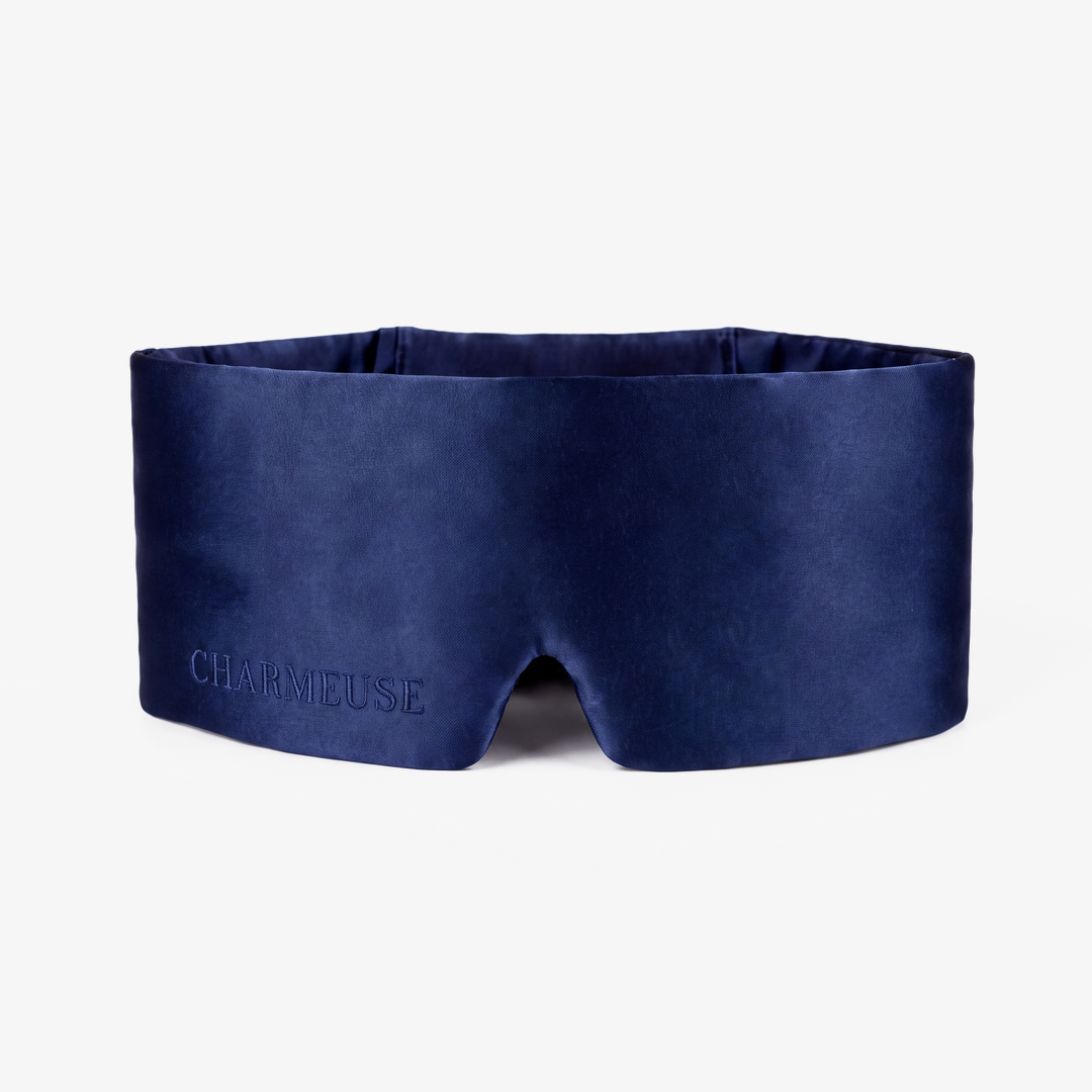 Le masque de nuit en soie, vue de face