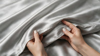 Fermeture enveloppe, sans zip ni bouton